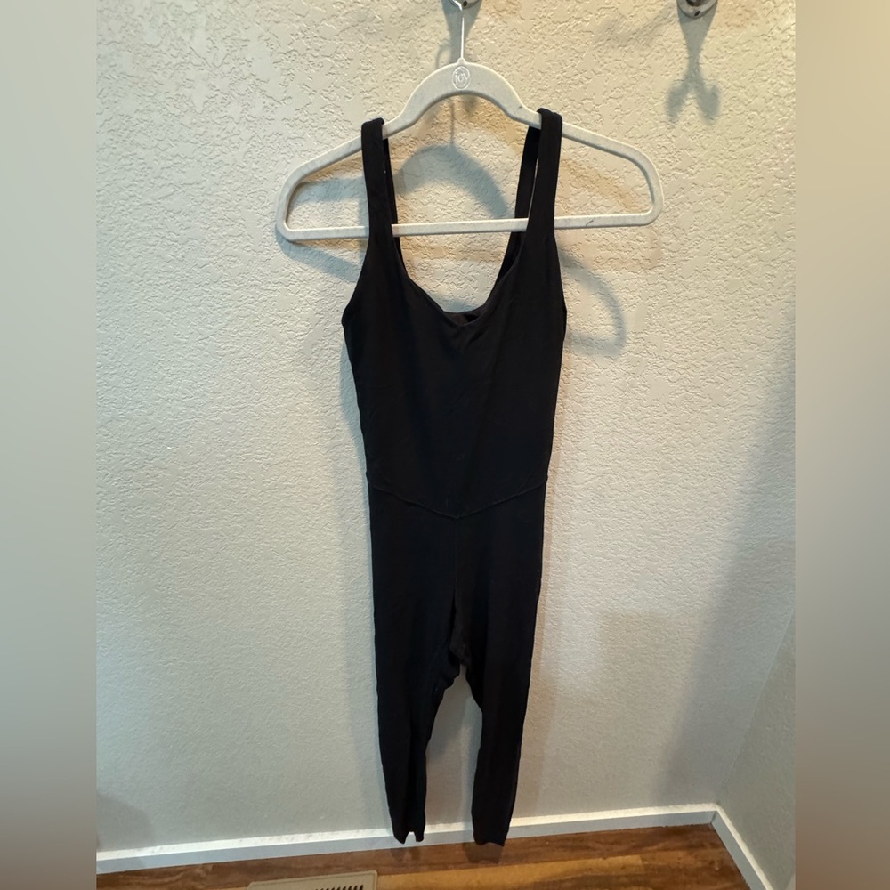 Black ribbed Lululemon bodysuit